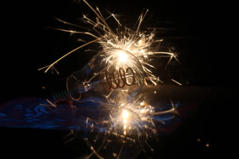 Fotogroep Esch - Erna - Lensball en gloeilampfotografie - Februari 2026