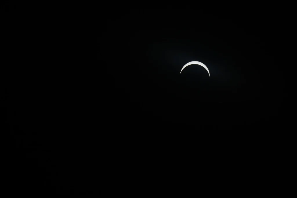Fotogroep Esch - Zonsverduistering in Esch - Erna - Woensdag 12 augustus 2026