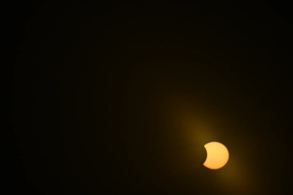 Fotogroep Esch - Zonsverduistering in Esch - Marjo van Dijk - Photography - Eclipse 12082026 Witte brug Spankerstraat Esch